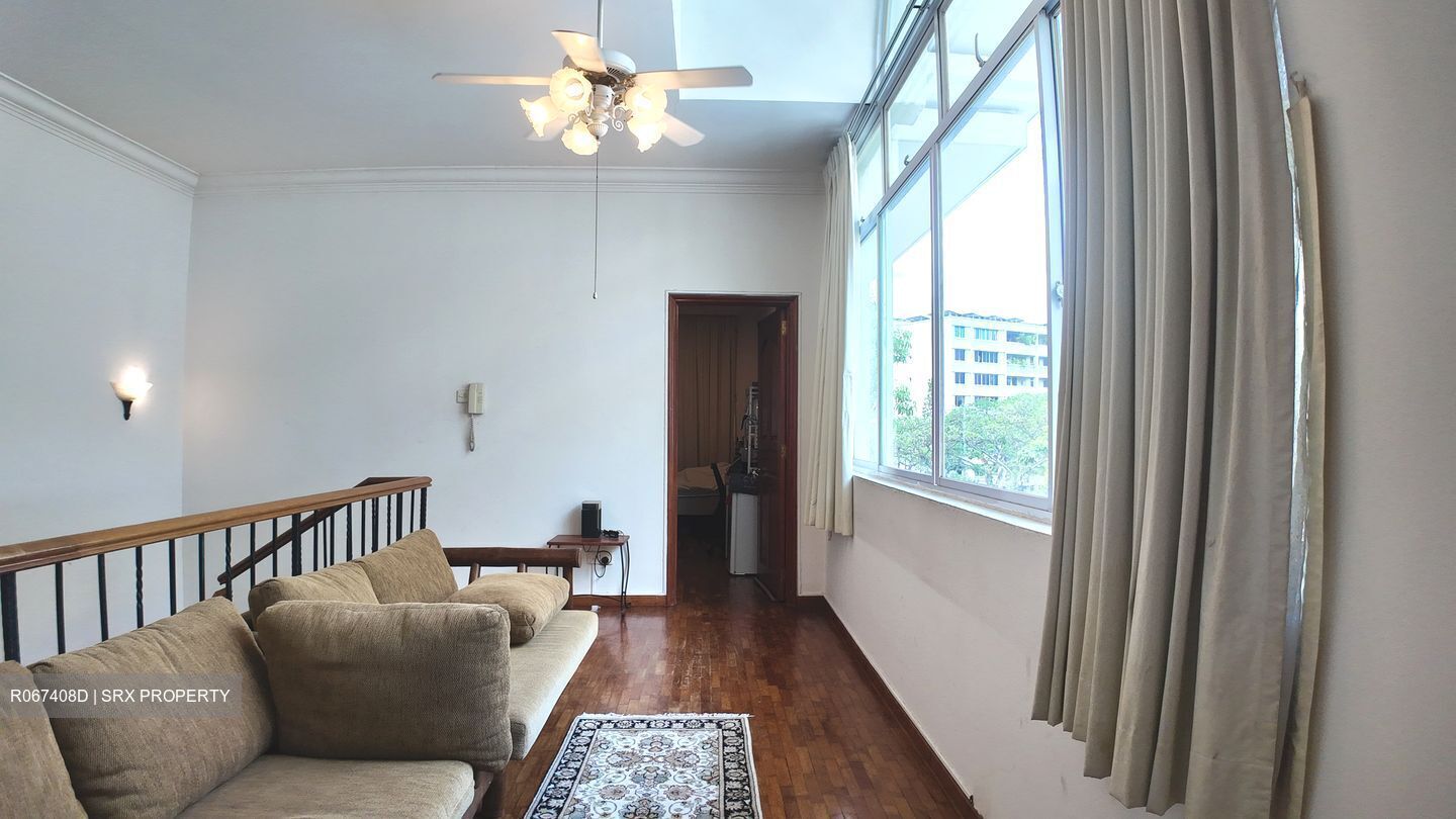 Pinewood Grove (D25), Terrace #524857551